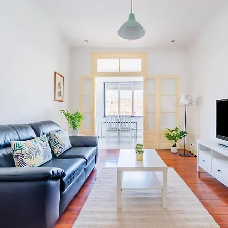 Appartement Almirante With 3 Bedrooms *