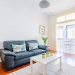 Apartment 3br @ Almirante Reis *