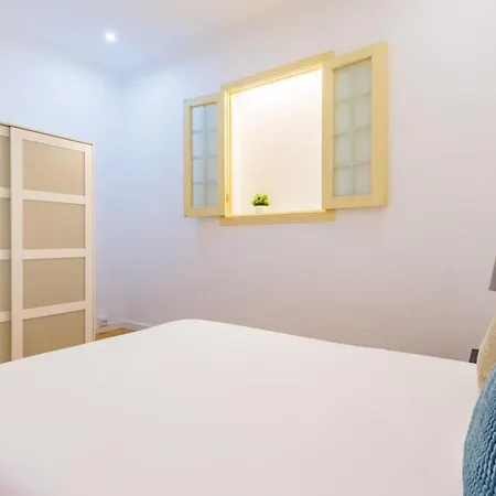 Almirante With 3 Bedrooms Daire Lisboa